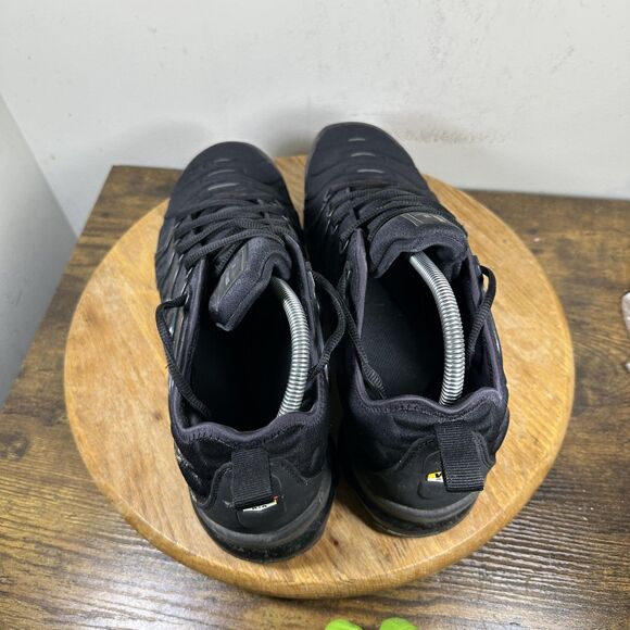 Nike Air Vapormax Plus Shoes Mens Size 12.5 Running Sneaker 924453-004 main image 5